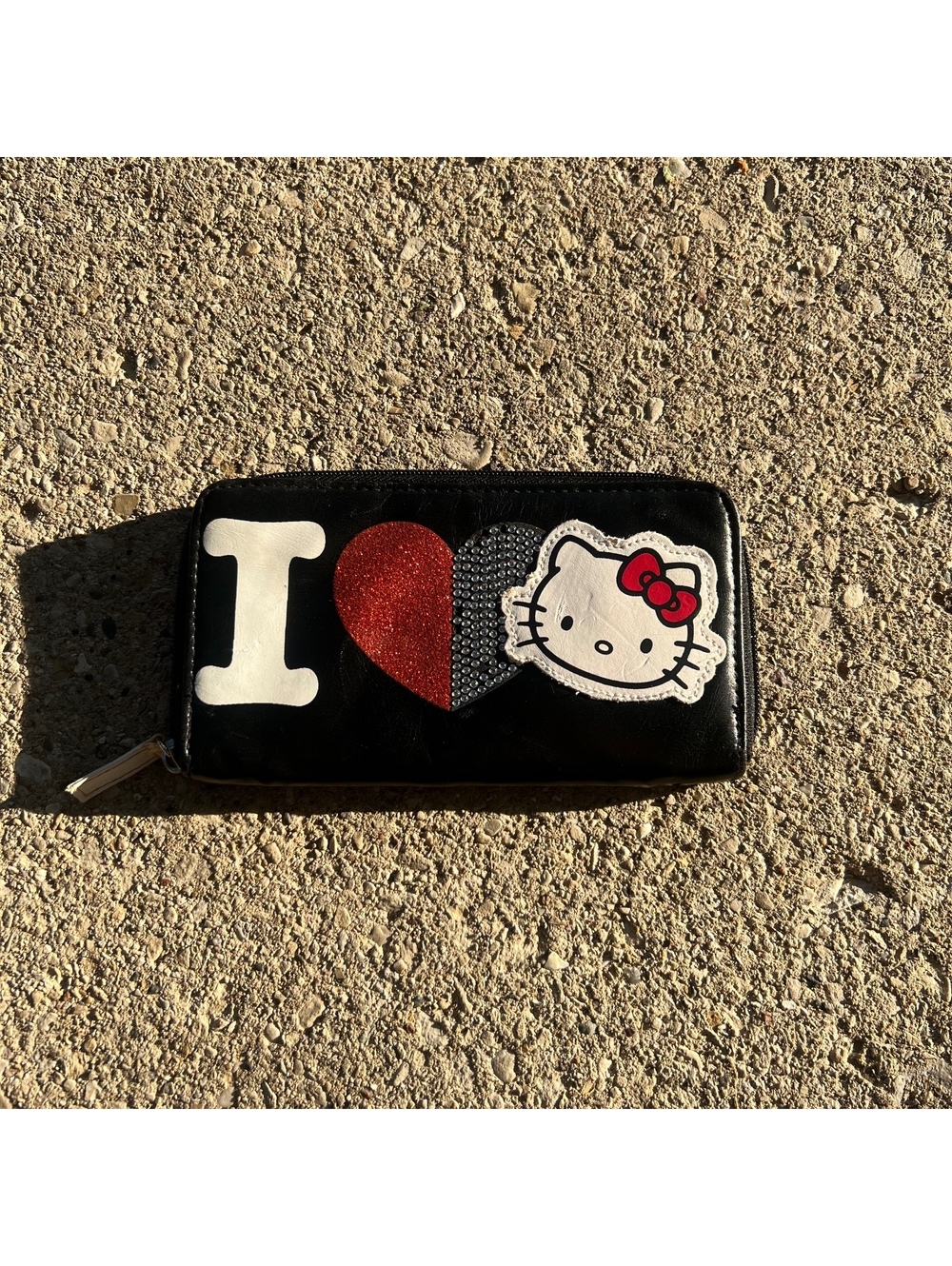 Y2K hello kitty wallet
